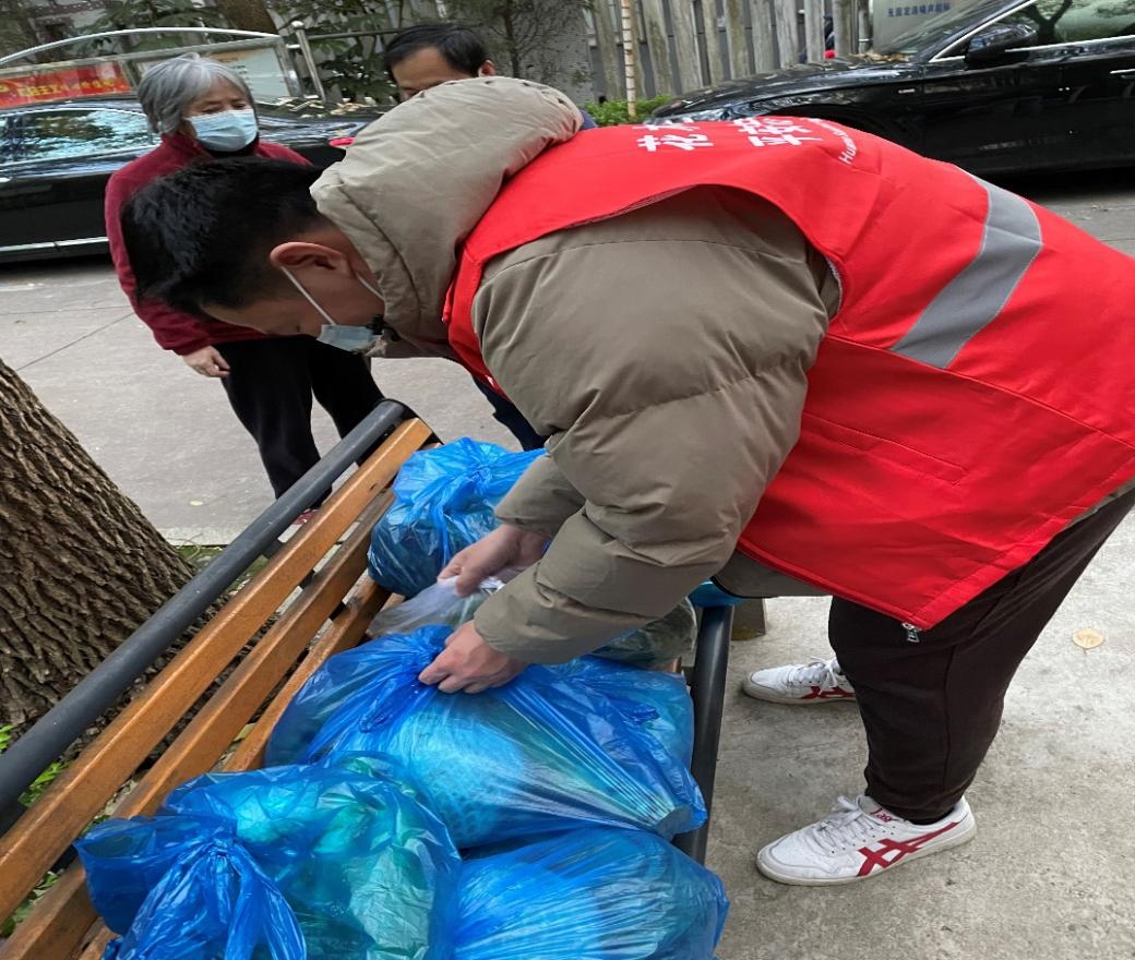 成都24小时高价回收医保小额(医保小额提取代办600以内)